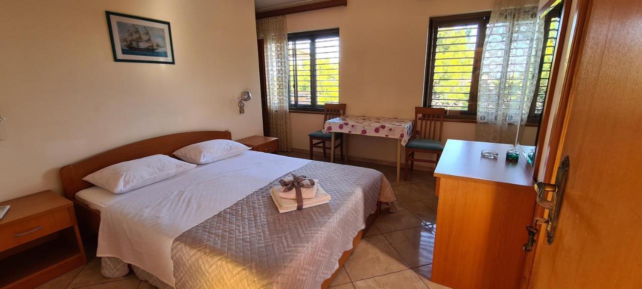Apartments By The Sea Orebic, Peljesac - 16648 Екстер'єр фото